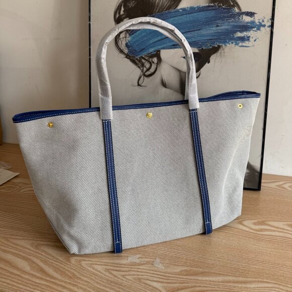 Lauren Ralph Lauren Woven Tote - Picture 2 of 7